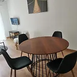 Appartement A 5 Min Du Port